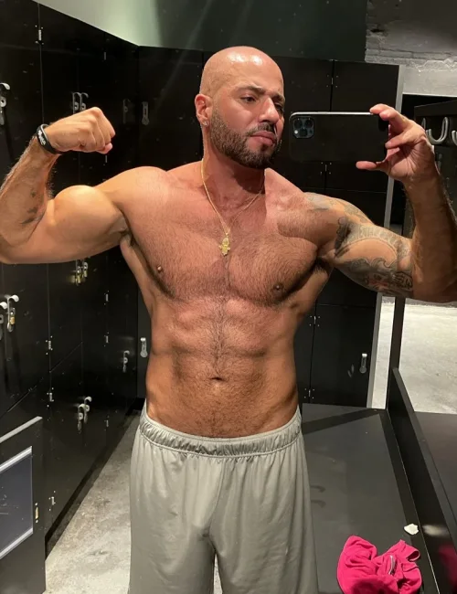 Sultan photo 26, european, curvy, brunette, 188 cm, 93 kg, Hong Kong