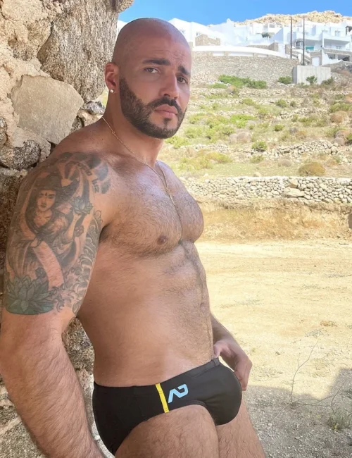 Sultan photo 44, european, curvy, brunette, 188 cm, 93 kg, Hong Kong