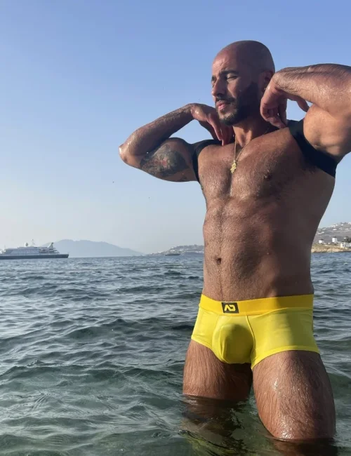 Sultan photo 48, european, curvy, brunette, 188 cm, 93 kg, Hong Kong