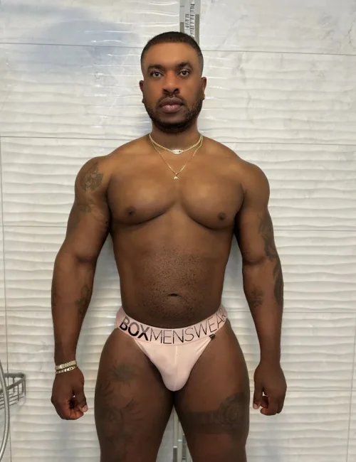 Andres photo 2, ebony, busty, black hair, 188 cm, 120 kg, Hong Kong