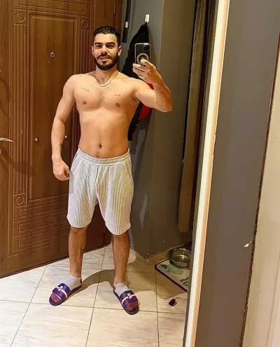 Erdem photo 1, european, average, black hair, 178 cm, 74 kg, Hong Kong
