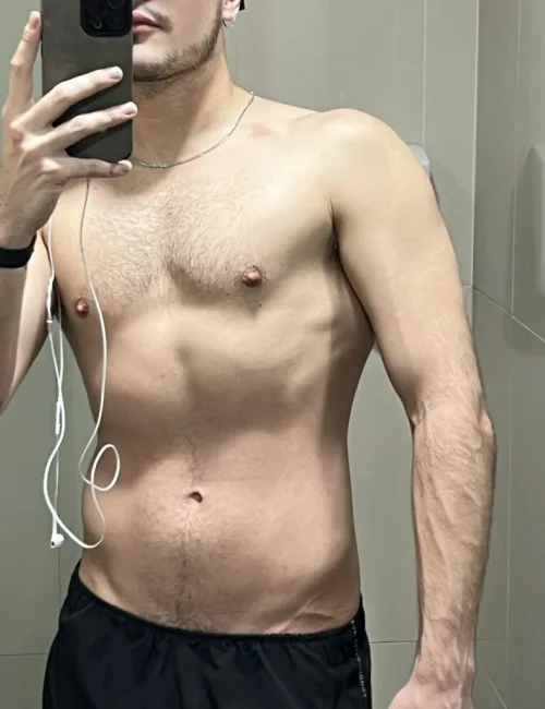 Wesley photo 2, european, average, black hair, 183 cm, 79 kg, Hong Kong