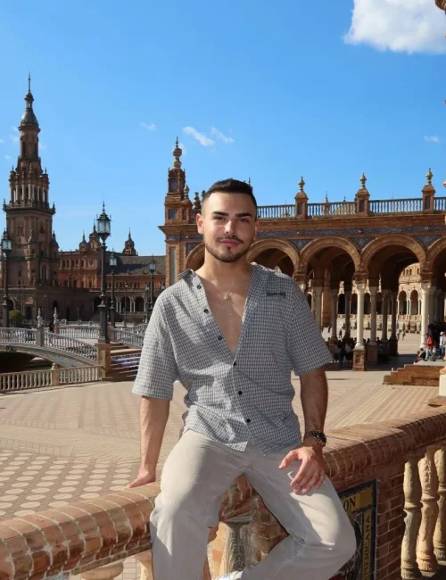 Wesley photo 4, european, average, black hair, 183 cm, 79 kg, Hong Kong