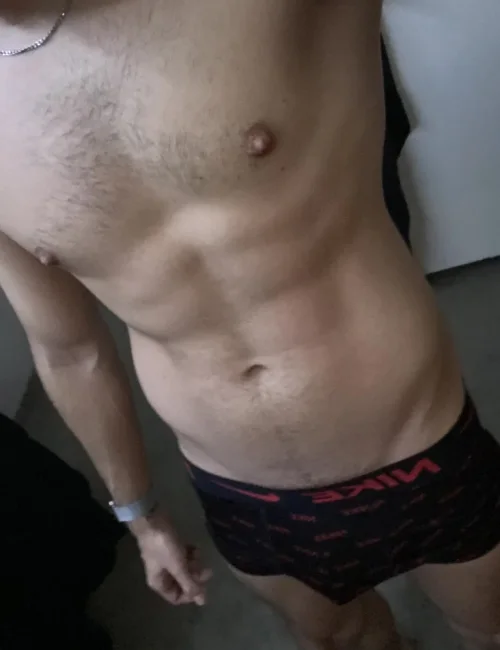 Wesley photo 8, european, average, black hair, 183 cm, 79 kg, Hong Kong