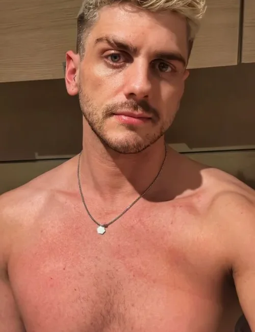 Alberto photo 7, european, curvy, blonde hair, 185 cm, 90 kg, Hong Kong