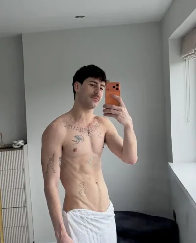 Alfonso photo 1, european, athletic, black hair, 190 cm, 79 kg, Hong Kong