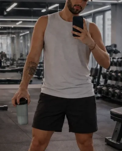 Aurelio photo 1, asian, athletic, brunette, 185 cm, 72 kg, Hong Kong