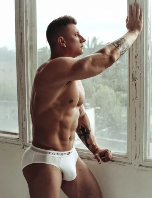 Alessandro photo 1, european, curvy, brunette, 188 cm, 98 kg, Hong Kong