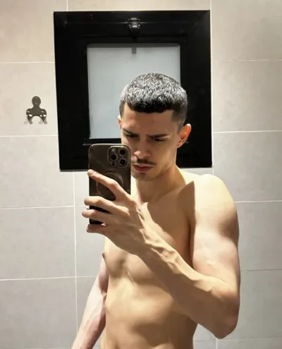 Tarik photo 1, european, athletic, brunette, 185 cm, 70 kg, Hong Kong