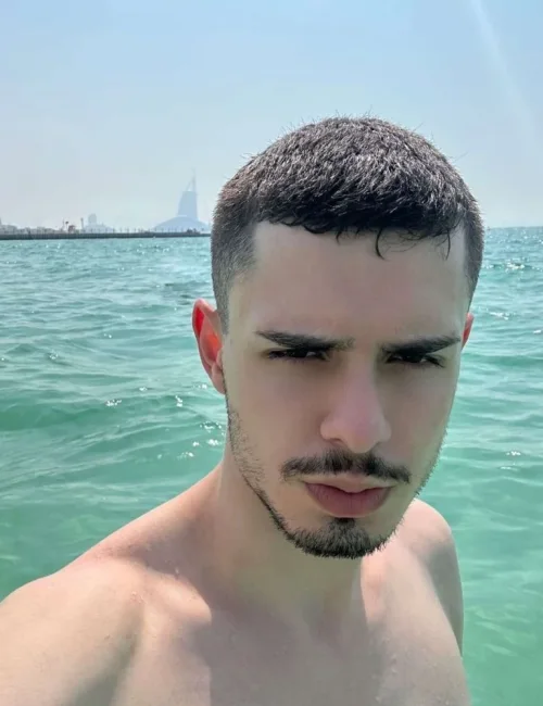 Tarik photo 7, european, athletic, brunette, 185 cm, 70 kg, Hong Kong