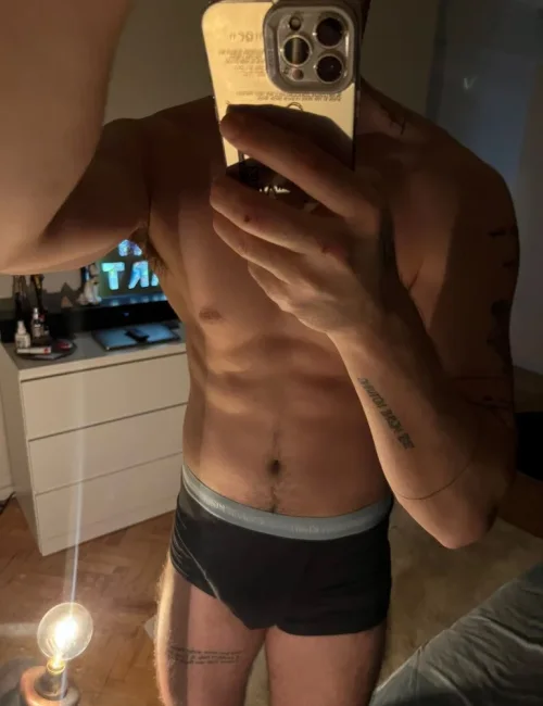 Waddy photo 5, asian, average, blonde hair, 190 cm, 83 kg, Hong Kong