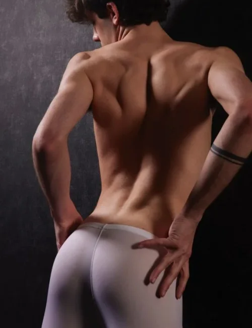 Noel photo 13, european, athletic, brunette, 183 cm, 63 kg, Hong Kong