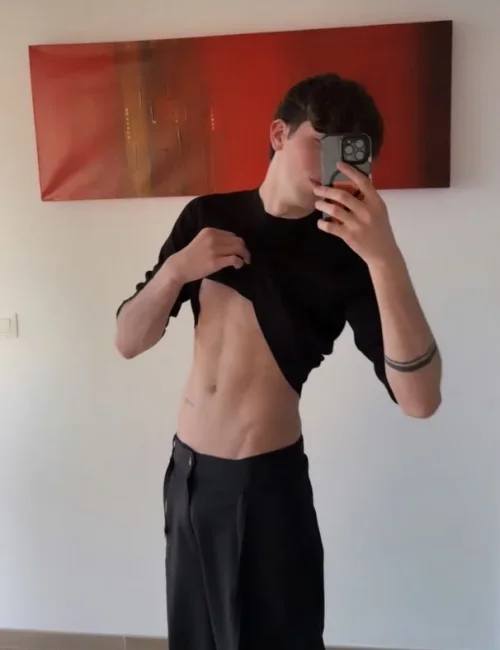 Noel photo 22, european, athletic, brunette, 183 cm, 63 kg, Hong Kong