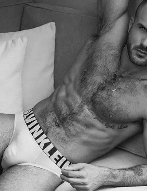 Yarin photo 10, european, average, blonde hair, 180 cm, 79 kg, Hong Kong
