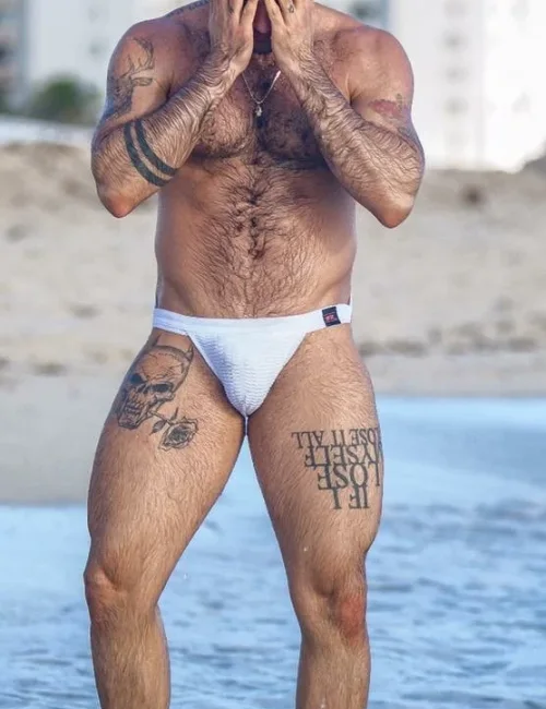 Yarin photo 22, european, average, blonde hair, 180 cm, 79 kg, Hong Kong