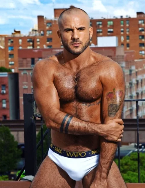 Yarin photo 28, european, average, blonde hair, 180 cm, 79 kg, Hong Kong