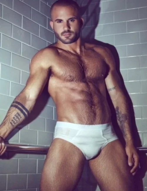 Yarin photo 30, european, average, blonde hair, 180 cm, 79 kg, Hong Kong
