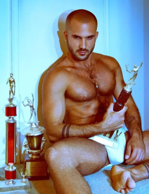 Yarin photo 33, european, average, blonde hair, 180 cm, 79 kg, Hong Kong