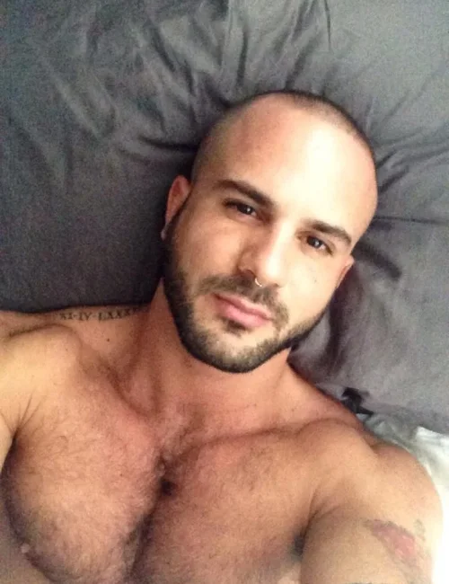 Yarin photo 50, european, average, blonde hair, 180 cm, 79 kg, Hong Kong