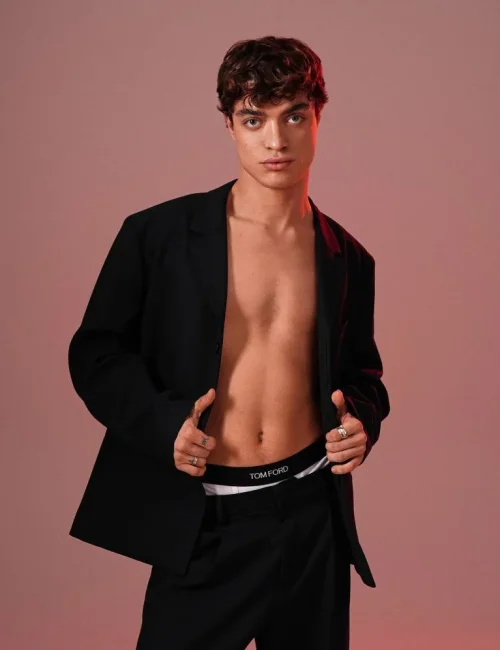 Evgen photo 10, european, athletic, brunette, 183 cm, 70 kg, Hong Kong