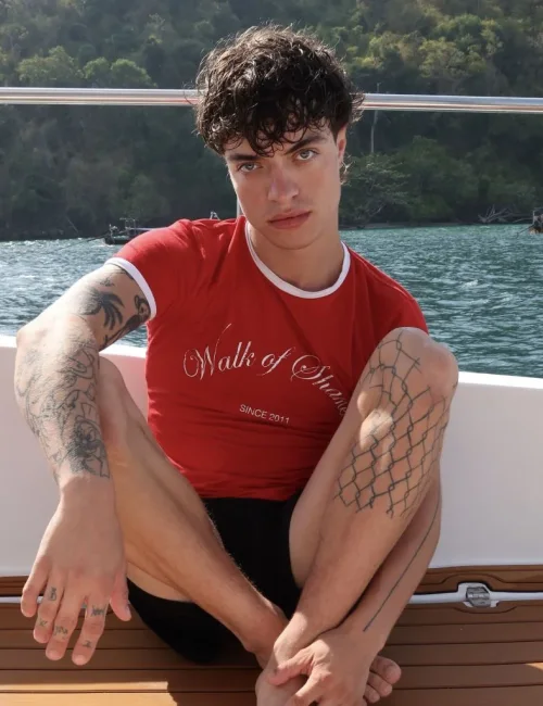 Evgen photo 2, european, athletic, brunette, 183 cm, 70 kg, Hong Kong