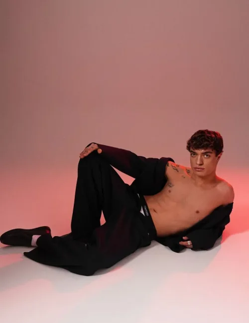 Evgen photo 9, european, athletic, brunette, 183 cm, 70 kg, Hong Kong