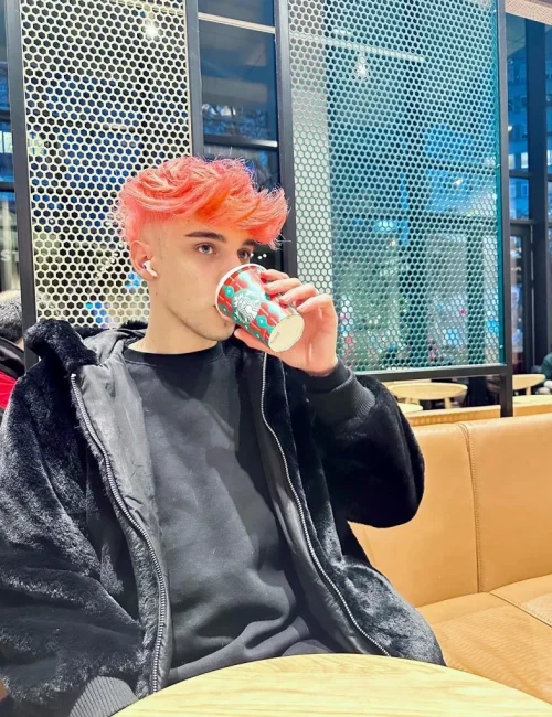 Edwin photo 17, asian, athletic, blonde hair, 183 cm, 72 kg, Hong Kong