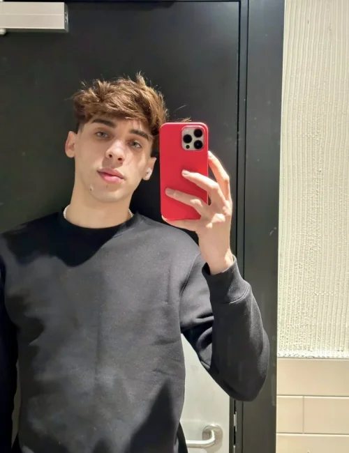Edwin photo 3, asian, athletic, blonde hair, 183 cm, 72 kg, Hong Kong
