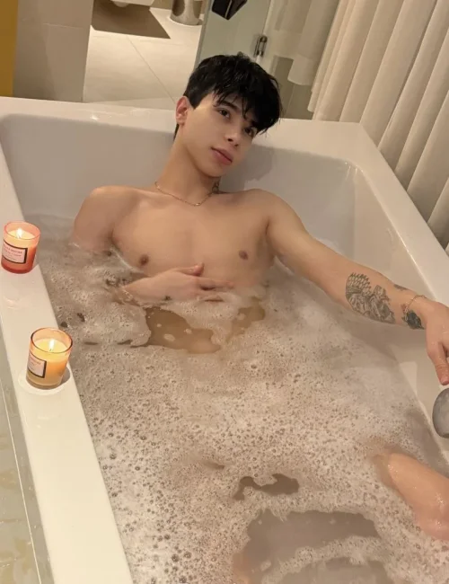 Yuri Lee photo 11, european, athletic, brunette, 175 cm, 58 kg, Hong Kong