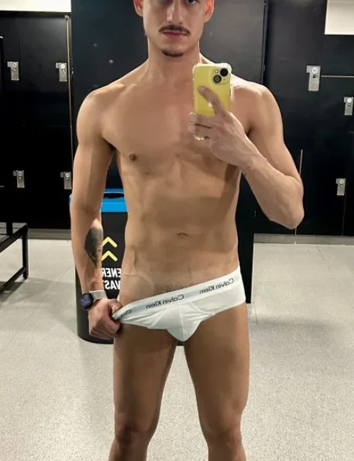 Arnaldo photo 9, asian, athletic, blonde hair, 173 cm, 63 kg, Hong Kong