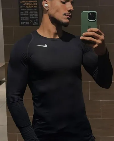 Brennan photo 1, asian, average, brunette, 183 cm, 83 kg, Hong Kong