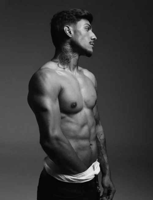 Brennan photo 8, asian, average, brunette, 183 cm, 83 kg, Hong Kong