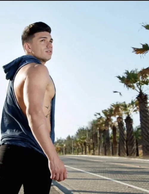 Zac photo 15, ebony, curvy, black hair, 178 cm, 83 kg, Hong Kong