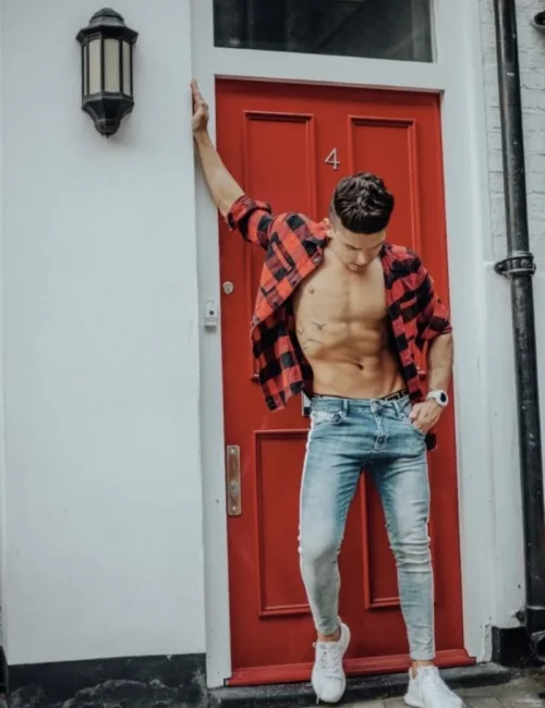 Zac photo 22, ebony, curvy, black hair, 178 cm, 83 kg, Hong Kong