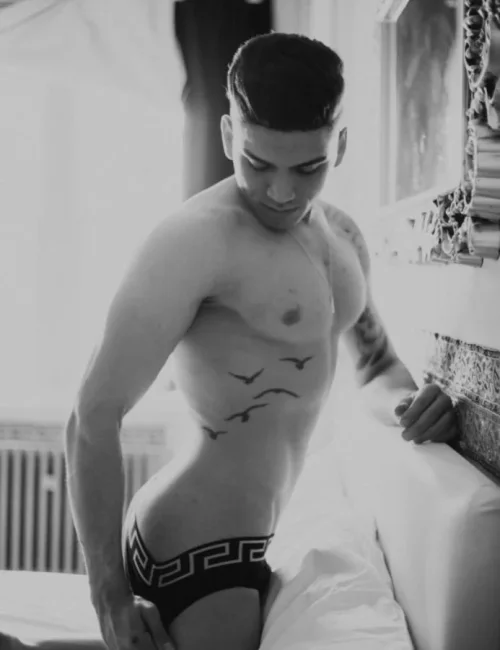 Zac photo 33, ebony, curvy, black hair, 178 cm, 83 kg, Hong Kong