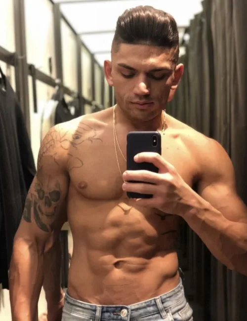 Zac photo 5, ebony, curvy, black hair, 178 cm, 83 kg, Hong Kong