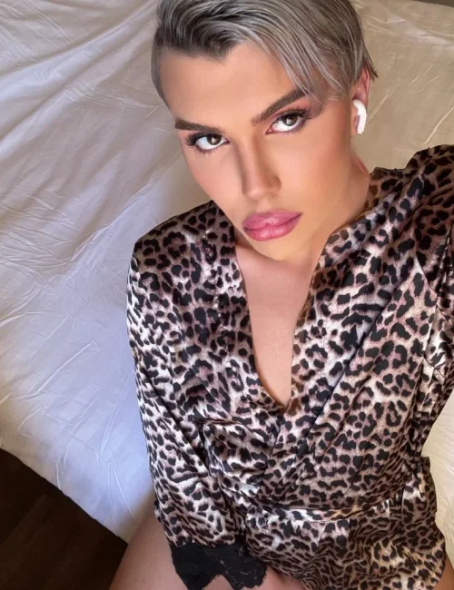Hadley photo 15, european, athletic, blonde hair, 180 cm, 65 kg, Hong Kong