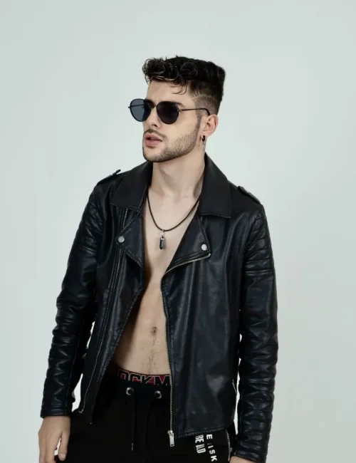 Theo photo 16, asian, athletic, brunette, 180 cm, 61 kg, Hong Kong