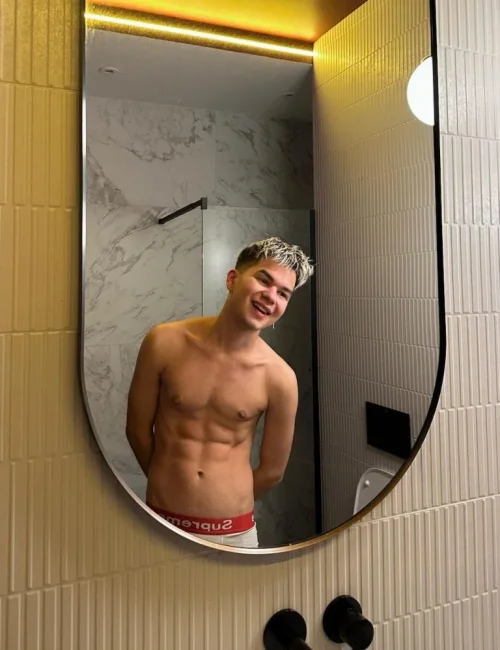 Avan Lee photo 10, european, athletic, blonde hair, 175 cm, 58 kg, Hong Kong