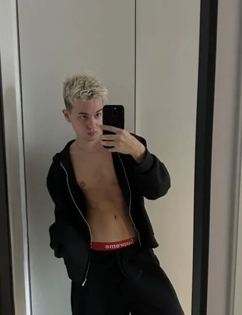 Avan Lee photo 8, european, athletic, blonde hair, 175 cm, 58 kg, Hong Kong