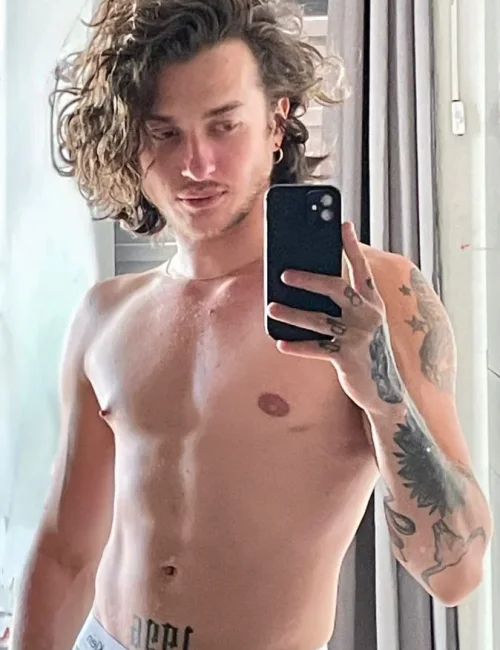 Tate photo 4, european, average, brunette, 175 cm, 68 kg, Hong Kong