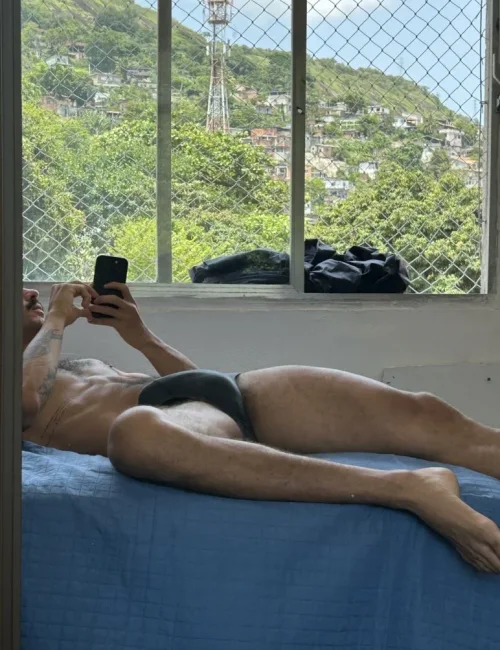 August photo 11, asian, curvy, black hair, 190 cm, 93 kg, Hong Kong