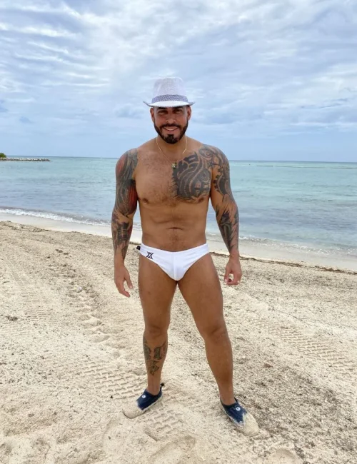Viktor photo 5, asian, average, brunette, 180 cm, 79 kg, Hong Kong