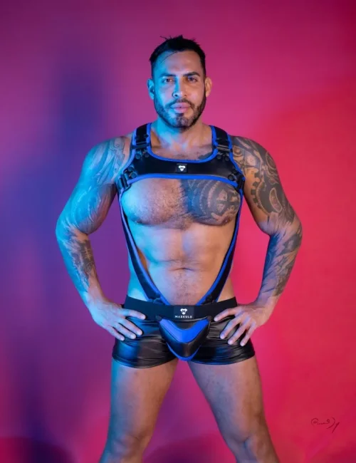 Viktor photo 7, asian, average, brunette, 180 cm, 79 kg, Hong Kong