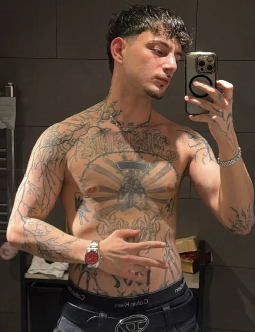 Cem photo 10, asian, average, brunette, 175 cm, 70 kg, Hong Kong