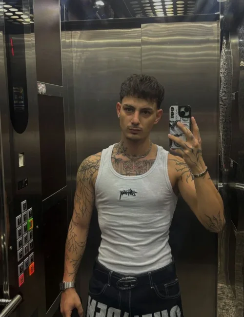Cem photo 13, asian, average, brunette, 175 cm, 70 kg, Hong Kong