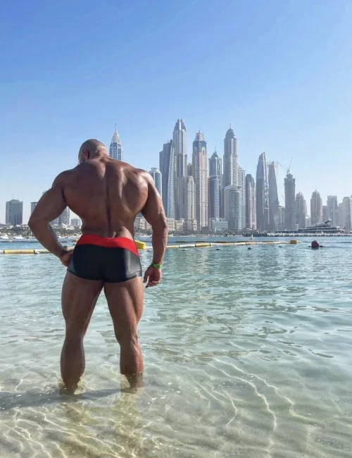 Charles photo 47, european, busty, brunette, 178 cm, 105 kg, Hong Kong