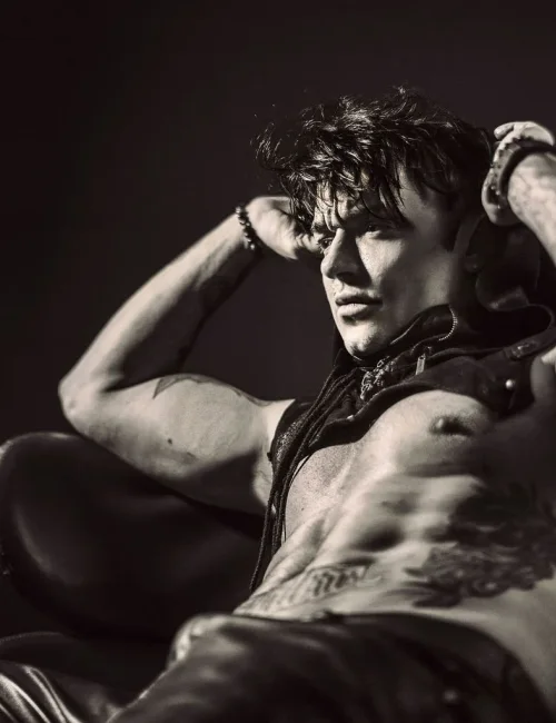 Vince photo 10, asian, average, brunette, 185 cm, 83 kg, Hong Kong