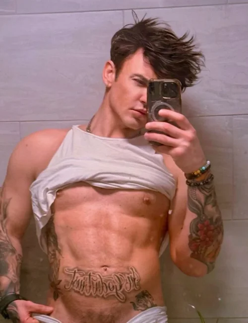 Vince photo 3, asian, average, brunette, 185 cm, 83 kg, Hong Kong