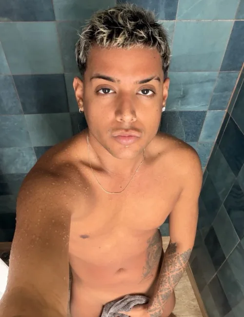 Lorenzo photo 15, asian, athletic, blonde hair, 170 cm, 56 kg, Hong Kong